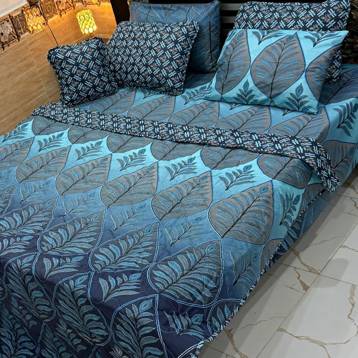 7Pc Printed Comforter Set